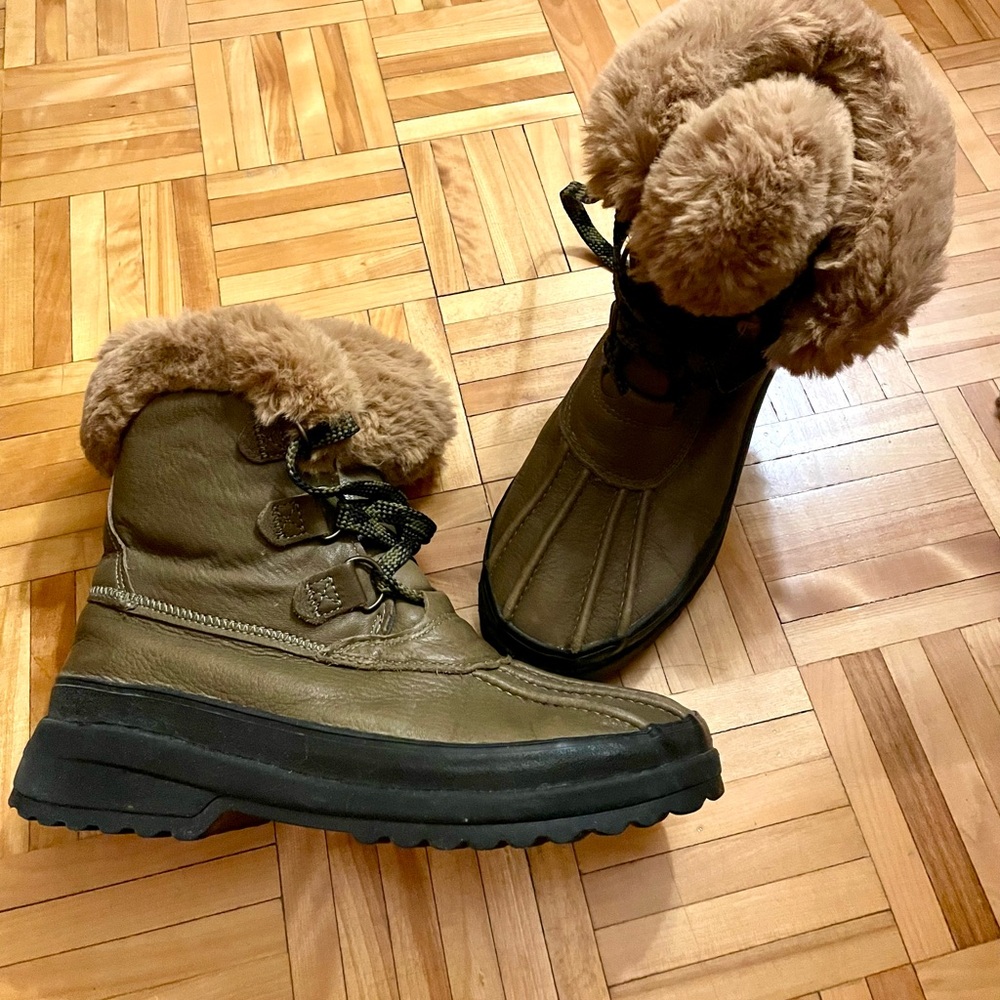 Sperry Winter Boots Leather - Insulated & Waterproof Winter Comfort-Size: 7.5